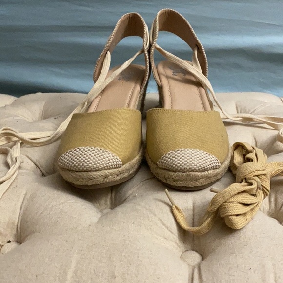 Wedges - Picture 6 of 7